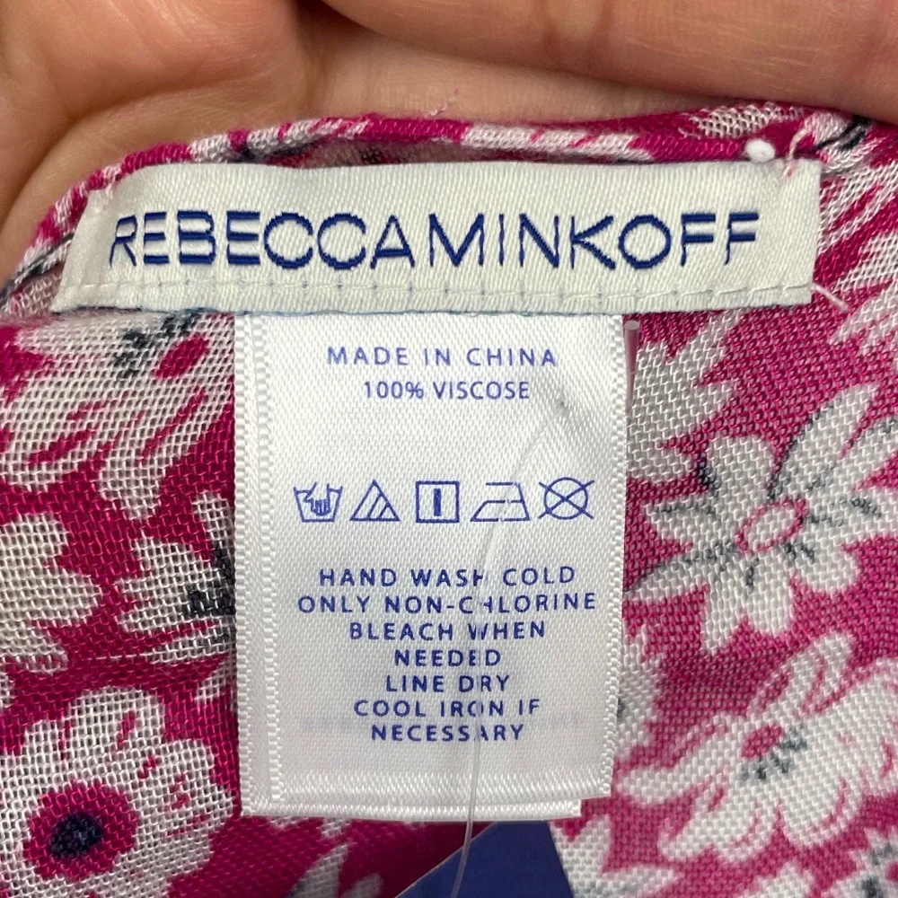 Rebecca Minkoff Daisy White Floral‎ Pink Oblong Tassel Trim Rectangular Scarf